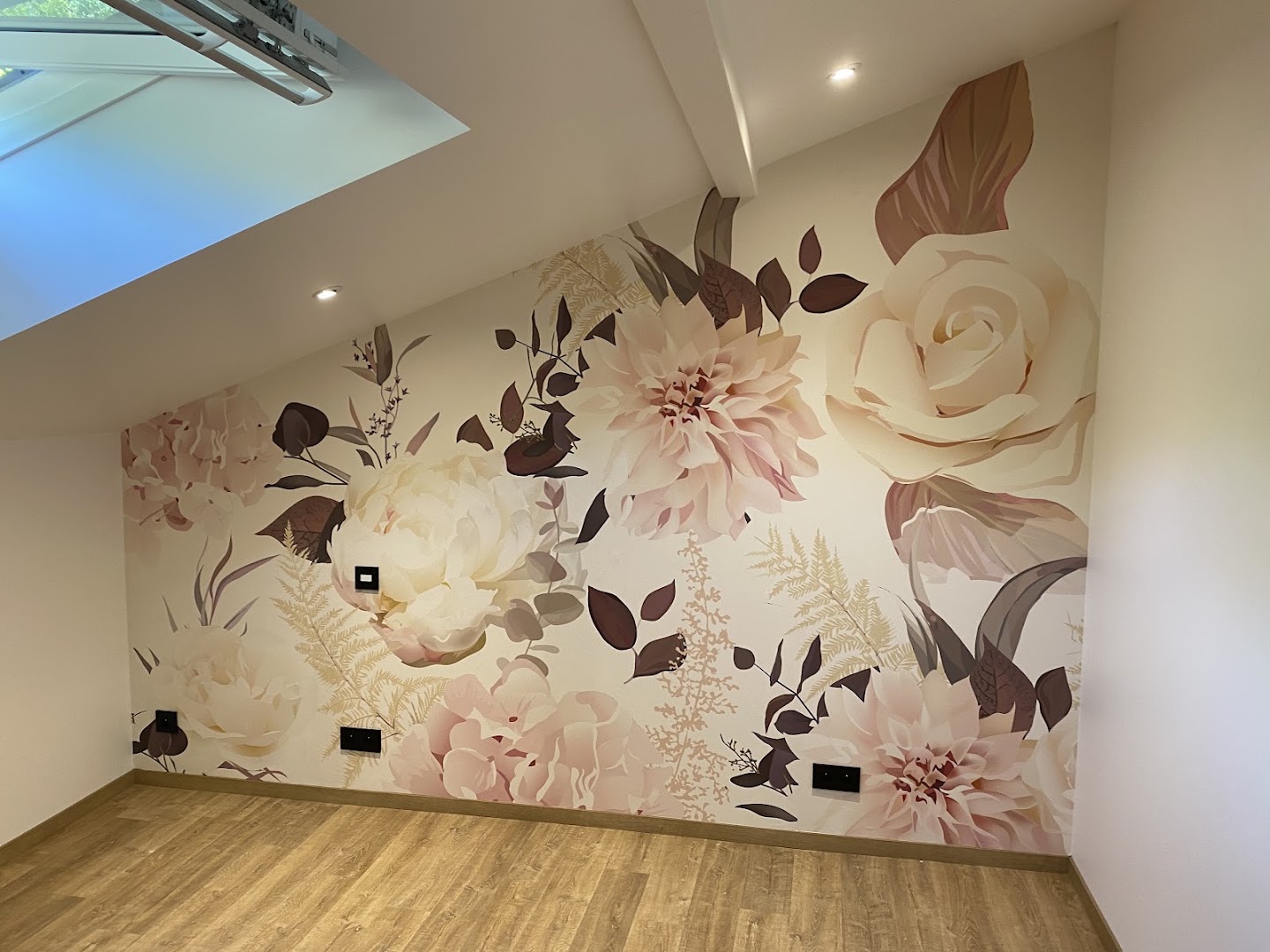 LH PEINTURE — Photos 4